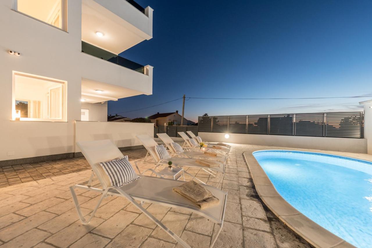 Villa Lena Luxury Apartments Novalja Exteriér fotografie