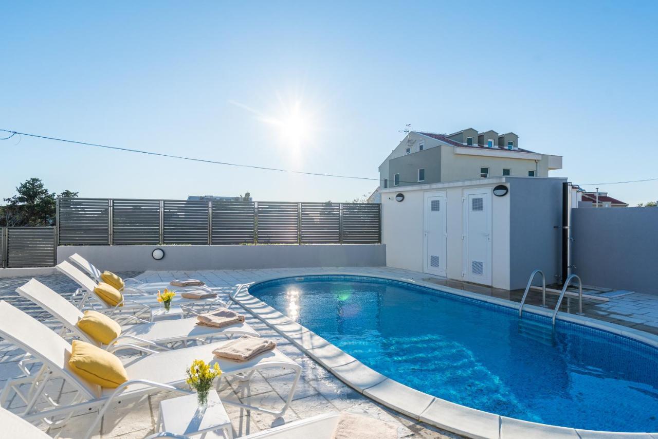 Villa Lena Luxury Apartments Novalja Exteriér fotografie