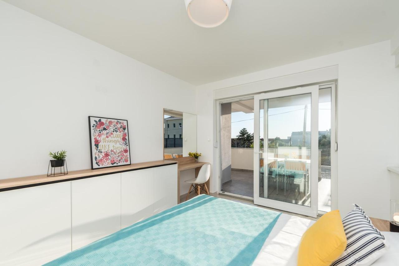 Villa Lena Luxury Apartments Novalja Exteriér fotografie