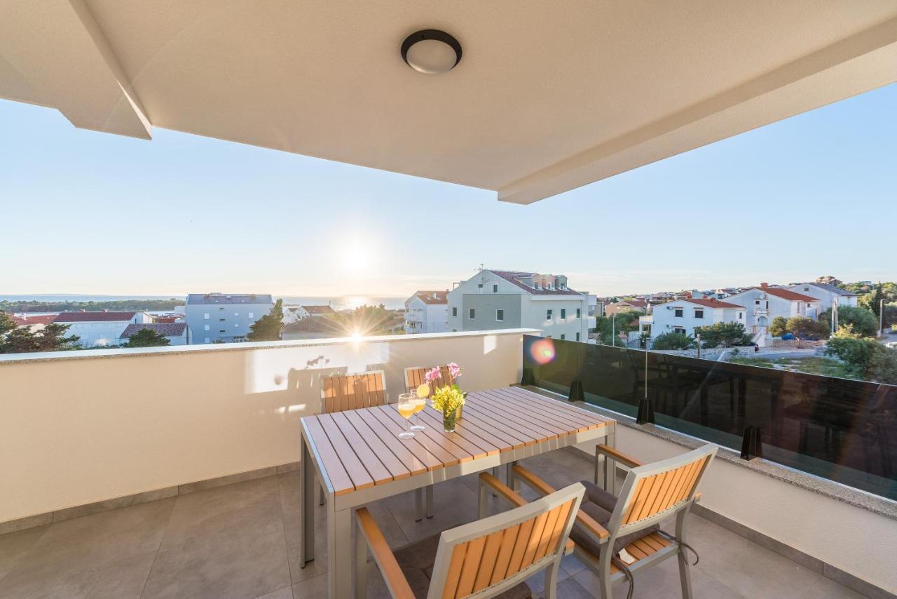Villa Lena Luxury Apartments Novalja Exteriér fotografie